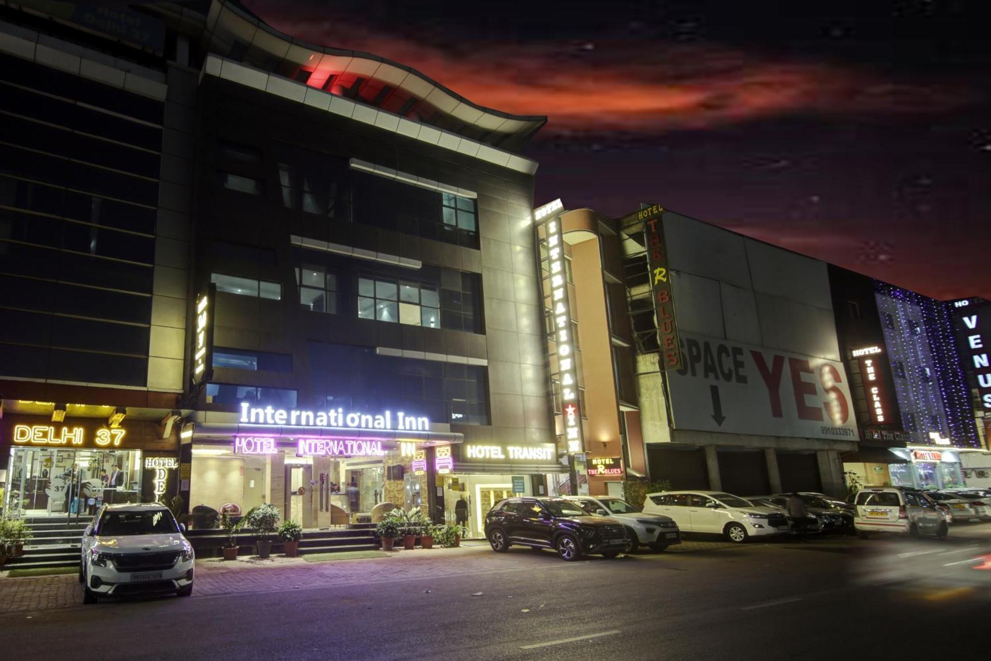 Hotel International Inn By Star Group - Near Delhi Airport Ню Делхи Екстериор снимка
