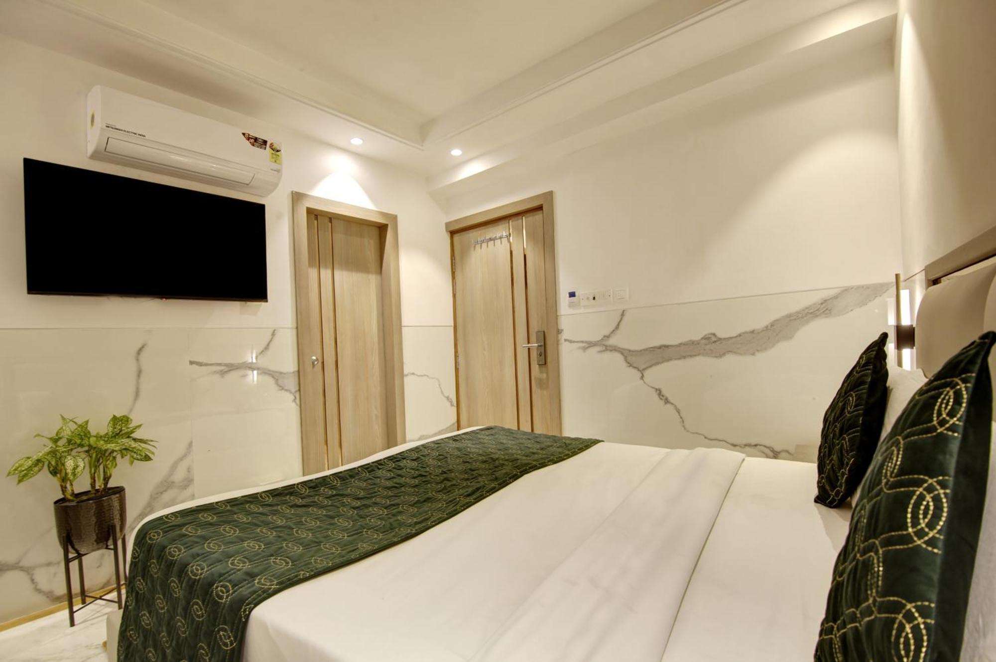 Hotel International Inn By Star Group - Near Delhi Airport Ню Делхи Екстериор снимка
